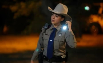 Кадр из сериала Уокер