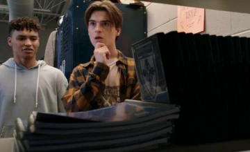 Кадр из сериала Уокер 2 сезон