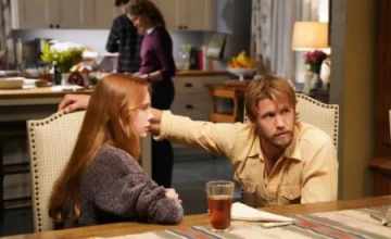 Кадр из сериала Уокер